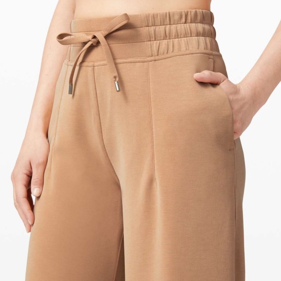 Lululemon Soft Ambitions High Rise Crop - Beech Wood - Picture 6 of 6